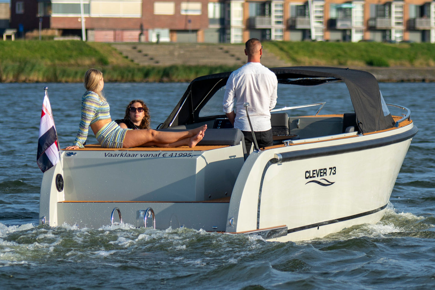 
Clever 73 Tender 