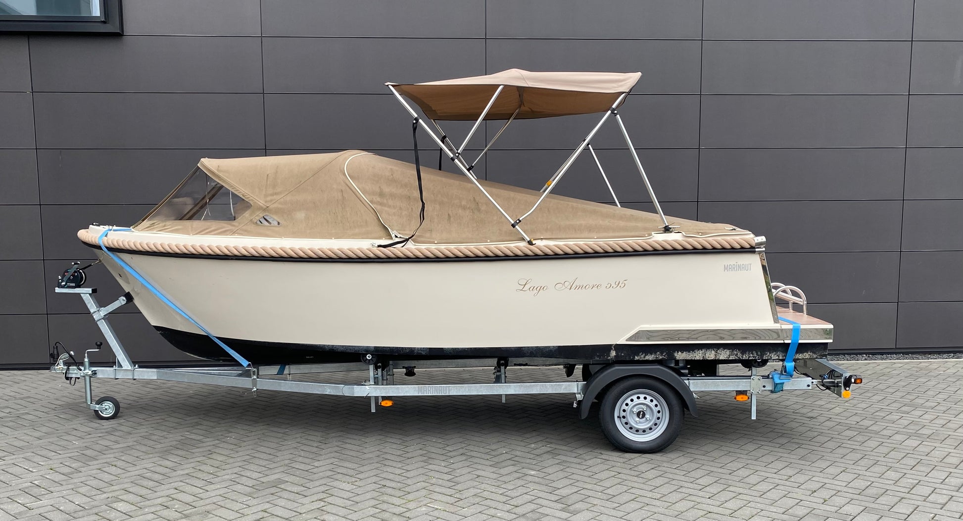 Tendertrailer_750_kilogram