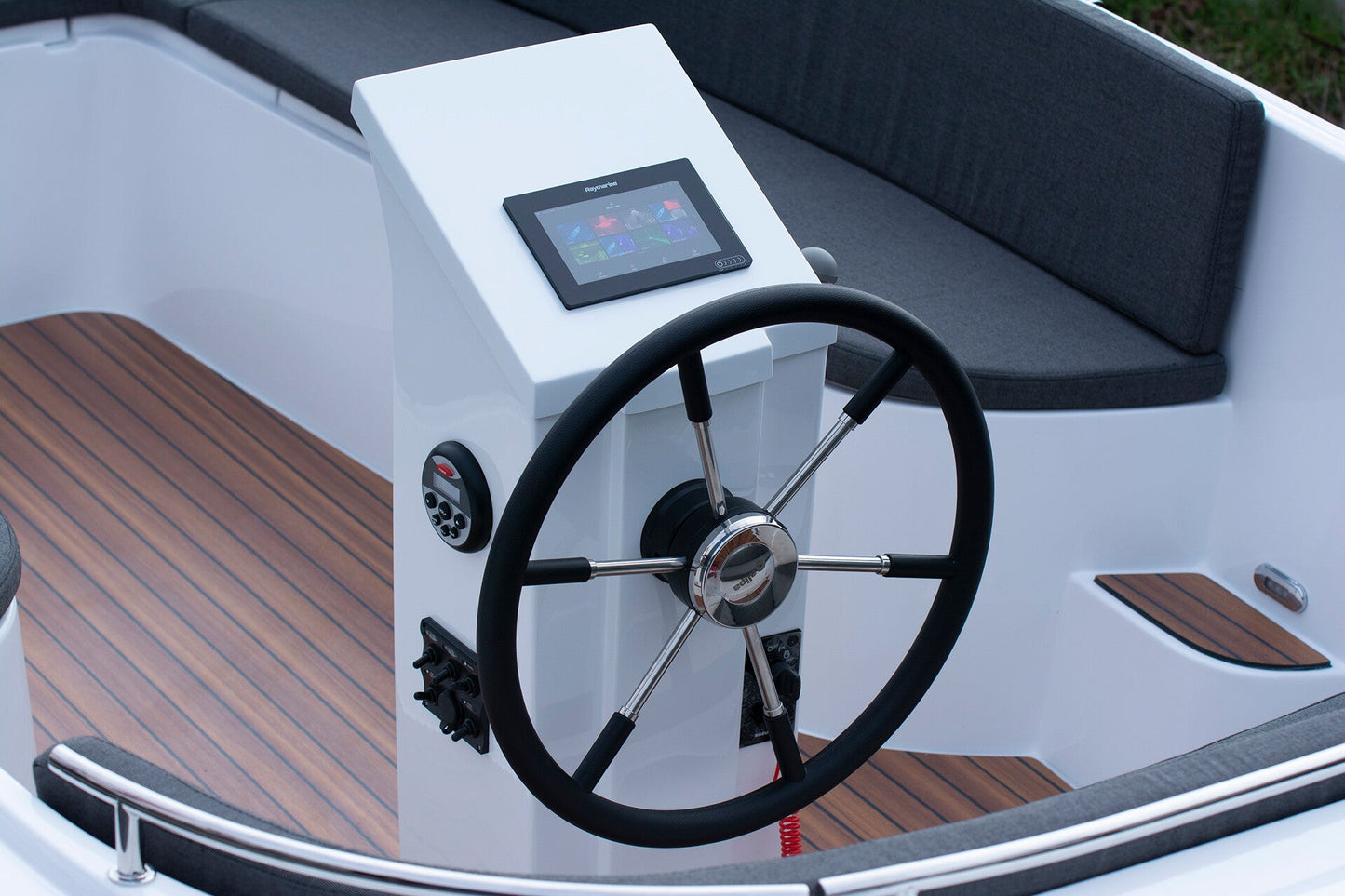 Lago Amore 595 Tender Sloop 