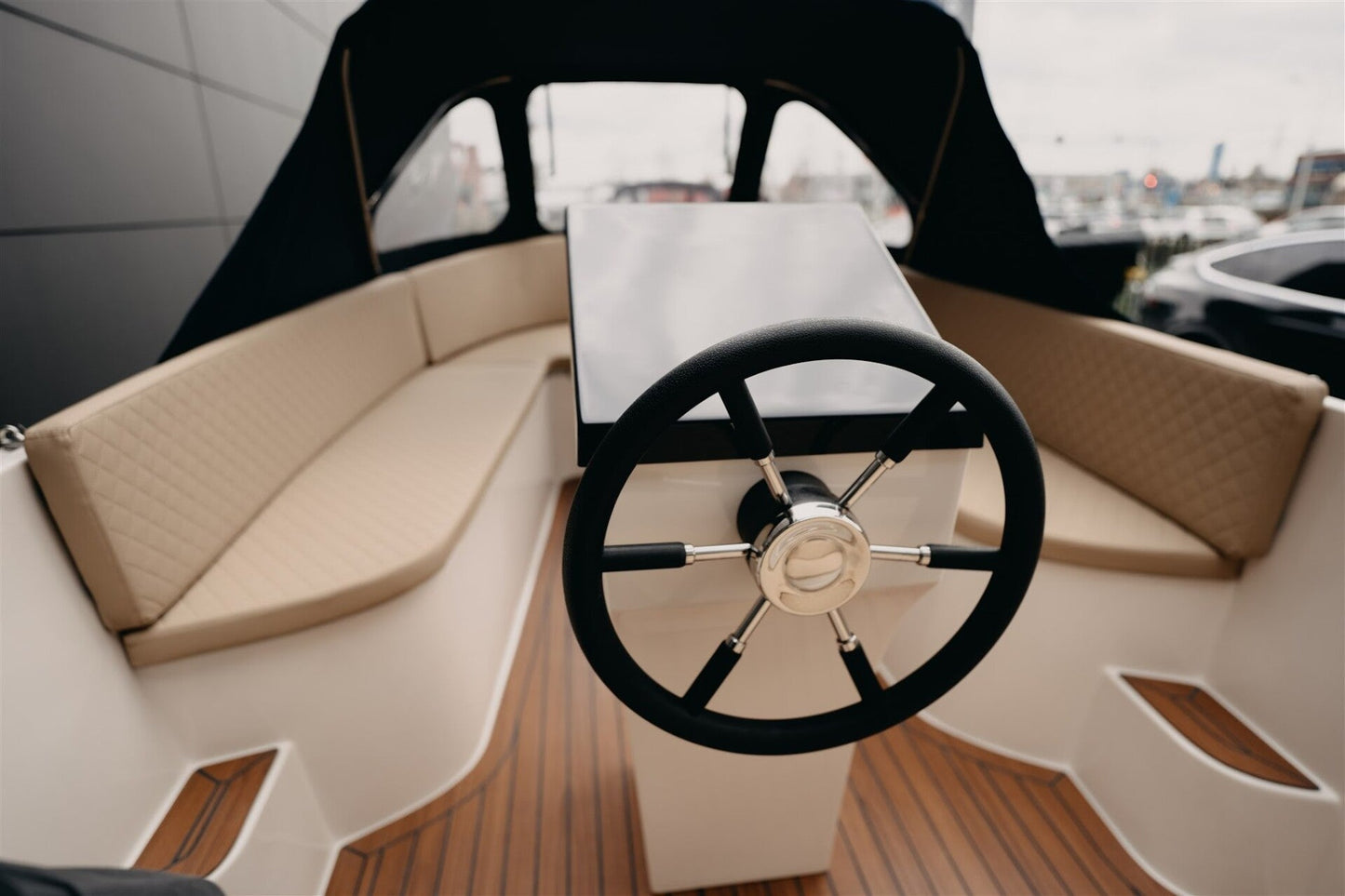 Lago Amore 595 Tender Sloop 